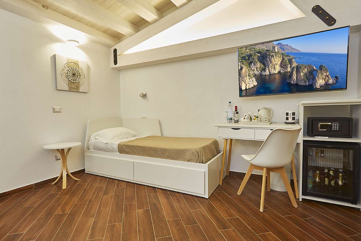 Superior room, Hotel La Tavernetta Scopello