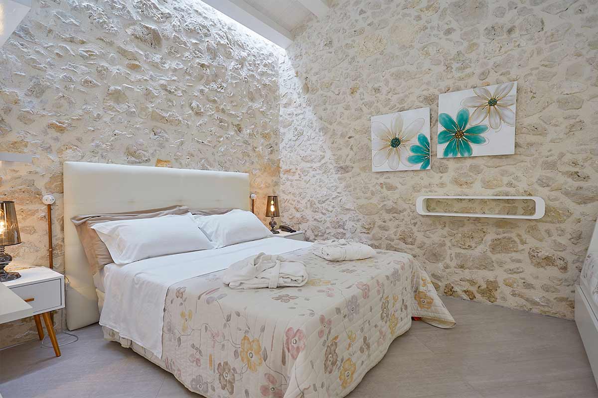 Superior room, Hotel La Tavernetta Scopello