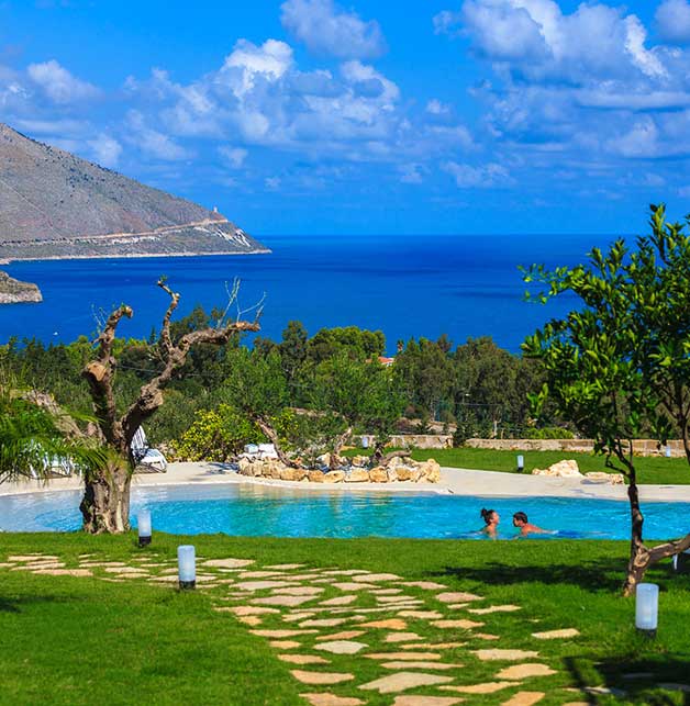 Panoramic swimming pool, La Tavernetta Hotel - Scopello