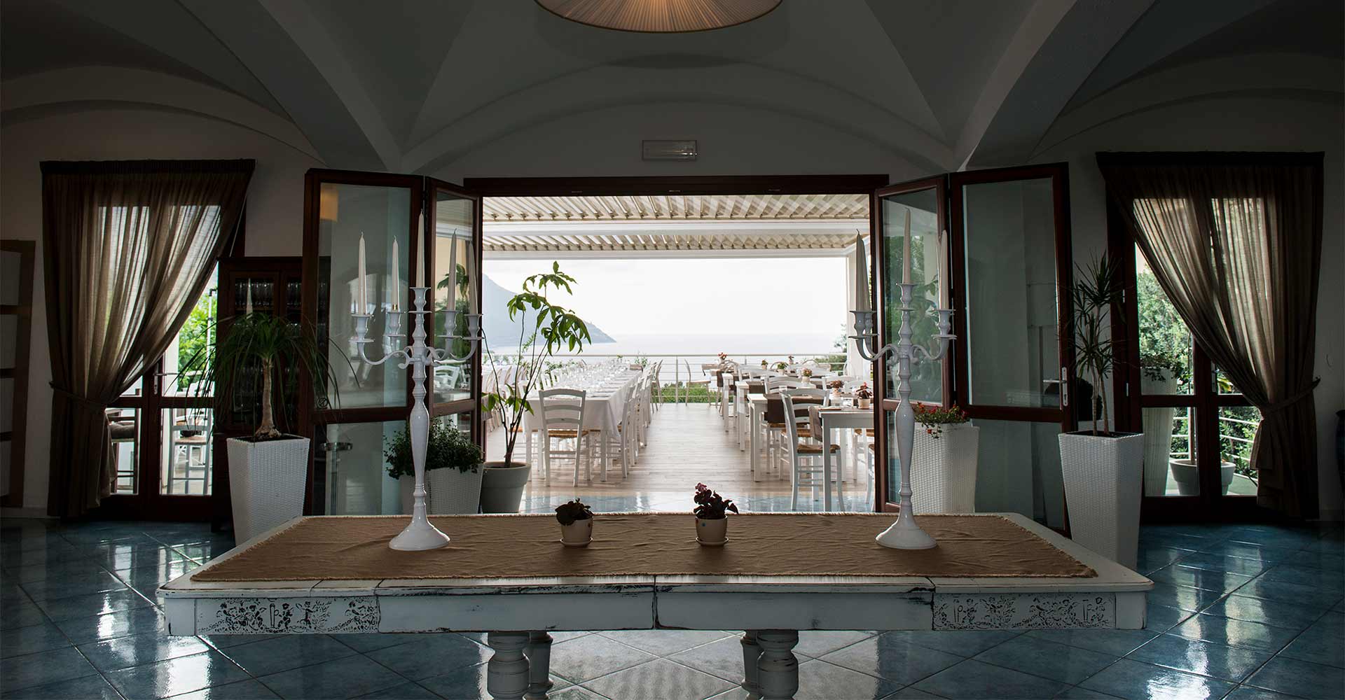 The restaurant -